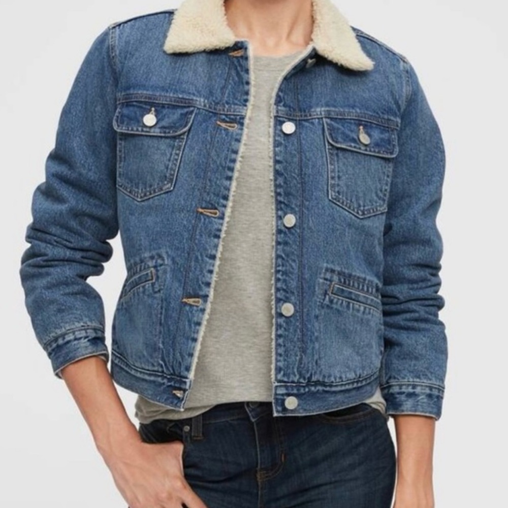 Gap Women's Sherpa-Lined Denim Jacket